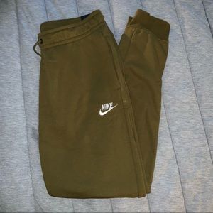nike olive sweatpants